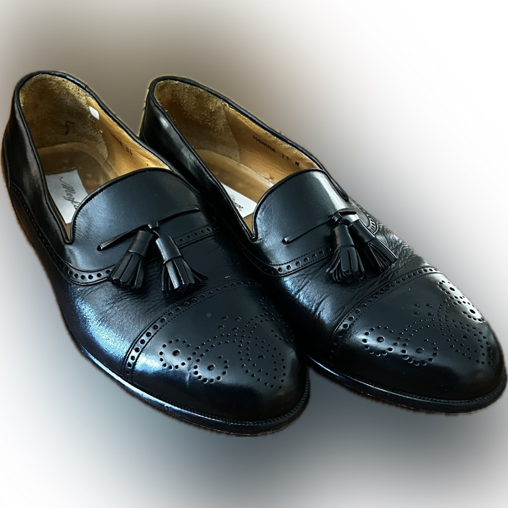 Mezlan Mens Havana Tassle Loafer.        Size 11W Great Pre-owned Condition